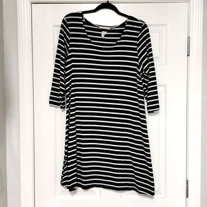 Black and white striped Dress Women's Size Large